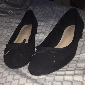 kelly & katie black ballerina flats